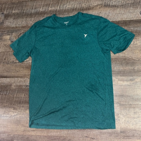 Old Navy Active Tee - Picture 1 of 3